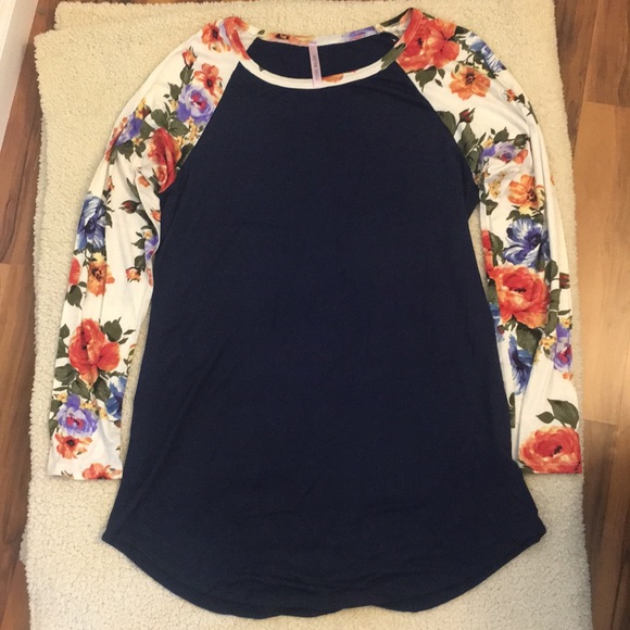 Cool Melon Tops - Navy Floral Raglan 3/4 Sleeve Baseball Tee Medium